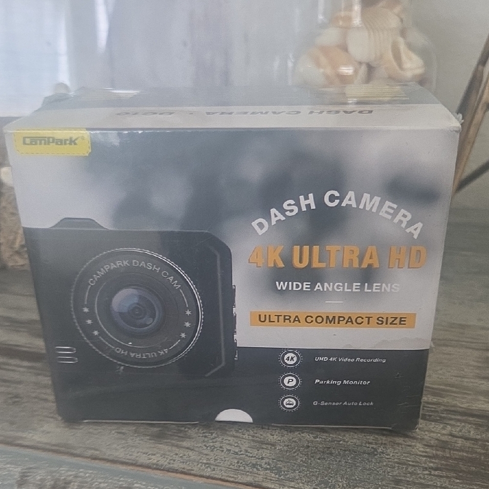 4K Ultra HD Black Dash Camera with Wide Angle Lens